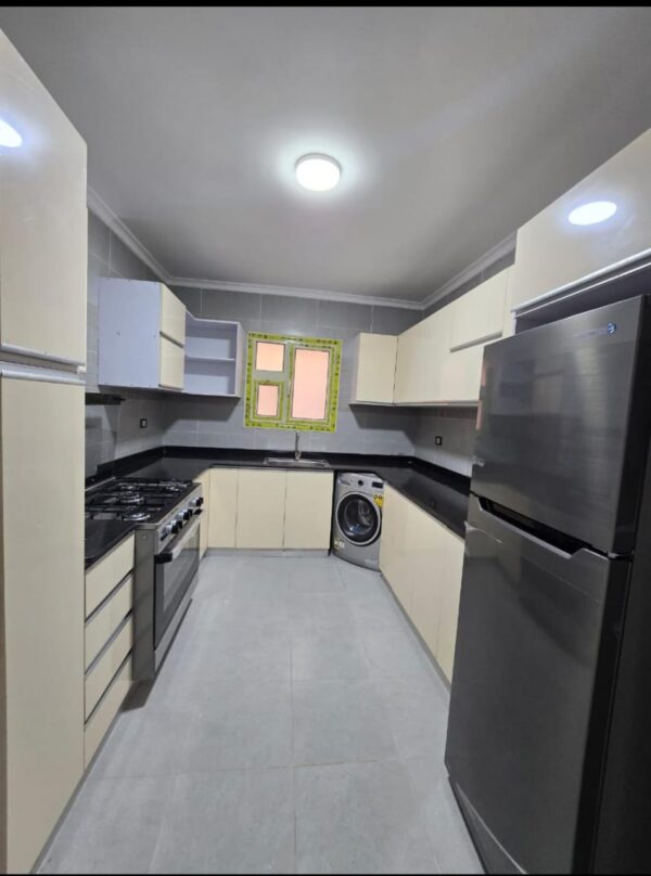 شقه مفروشه فندقيه