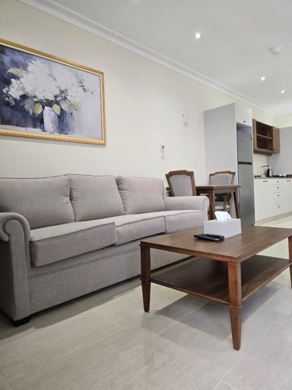 WhatsApp Image 2025-11-16 at 11.21.51 AM (1) استديو G17 فلاور