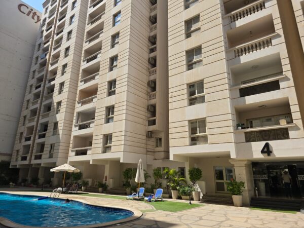 WhatsApp Image 2025-11-16 at 11.21.51 AM استديو G17 فلاور