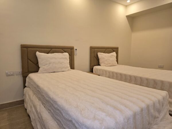 استديو 2-2 دلتا ستارز