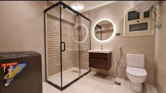 شقه مفروشه فندقيه بشارع معز الدوله 8